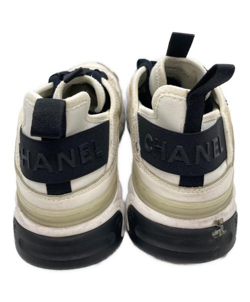 CHANEL（シャネル）CHANEL (シャネル) ココマークファブリックスニーカー　G35618 ホワイト サイズ:41の古着・服飾アイテム