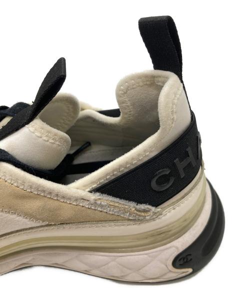 CHANEL（シャネル）CHANEL (シャネル) ココマークファブリックスニーカー　G35618 ホワイト サイズ:41の古着・服飾アイテム