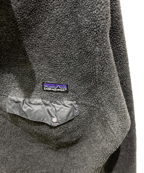 Patagonia（パタゴニア）Patagonia (パタゴニア) スナップフリースジャケット　1-800-523-9597 グレー サイズ:Lの古着・服飾アイテム