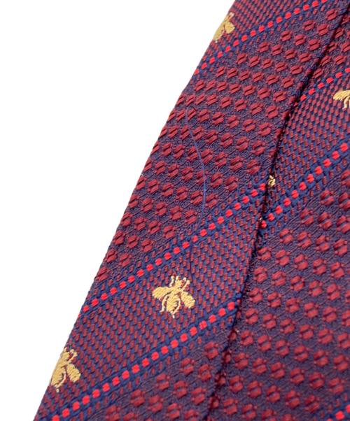 GUCCI（グッチ）GUCCI (グッチ) 総柄シルクネクタイ レッド サイズ:記載無しの為実寸参照の古着・服飾アイテム