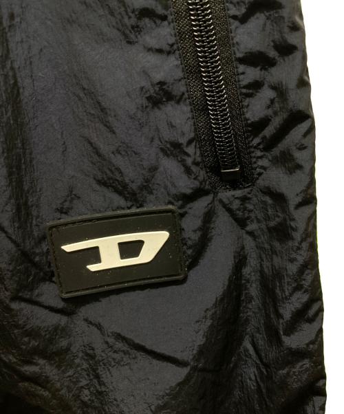 DIESEL（ディーゼル）DIESEL (ディーゼル) ナイロンパンツ　A00664-UMLB-DARLEY ブラック サイズ:Sの古着・服飾アイテム