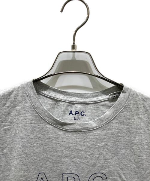 A.P.C.（アーペーセー）A.P.C. (アーペーセー) ロゴプリントTシャツ グレー サイズ:Mの古着・服飾アイテム