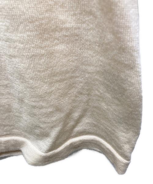 BURBERRY BLUE LABEL（バーバリーロンドンブルーレーベル）BURBERRY BLUE LABEL (バーバリーロンドンブルーレーベル) ニット ホワイト サイズ:38の古着・服飾アイテム