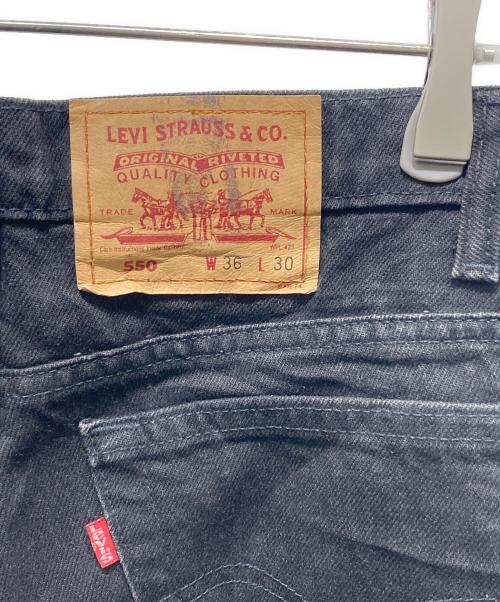 LEVI'S（リーバイス）LEVI'S (リーバイス) 後染め550ブラックデニムパンツ　ボタン裏217刻印 ブラック サイズ:W36の古着・服飾アイテム