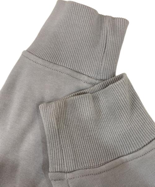 DIESEL（ディーゼル）DIESEL (ディーゼル) S-GINNI-ZIP-OD　A11439 グレー サイズ:Sの古着・服飾アイテム