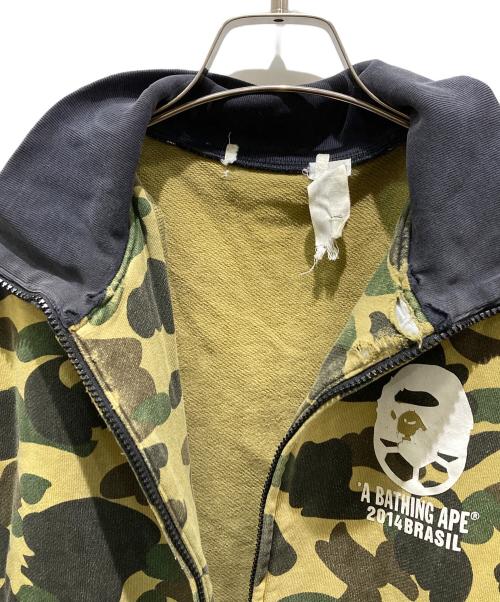 A BATHING APE（ア ベイシング エイプ）A BATHING APE (ア ベイシング エイプ) SOCCER 1ST CAMO ZIP SWEAT カーキ サイズ:Ⅼの古着・服飾アイテム