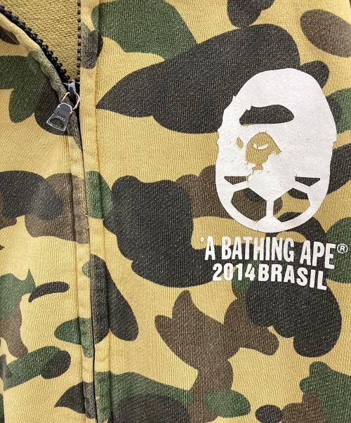 A BATHING APE（ア ベイシング エイプ）A BATHING APE (ア ベイシング エイプ) SOCCER 1ST CAMO ZIP SWEAT カーキ サイズ:Ⅼの古着・服飾アイテム