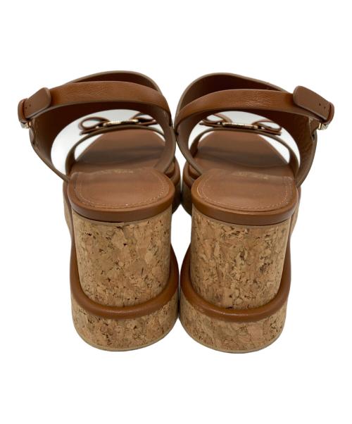 Salvatore Ferragamo（サルヴァトーレ フェラガモ）Salvatore Ferragamo (サルヴァトーレ フェラガモ) ウェッジソールサンダル　ヴァラリボン　GIUDITH ブラウン サイズ:8の古着・服飾アイテム