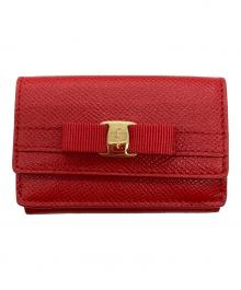 Salvatore Ferragamo（サルヴァトーレ フェラガモ）の古着「3つ折り財布　JL-22 D951」｜レッド