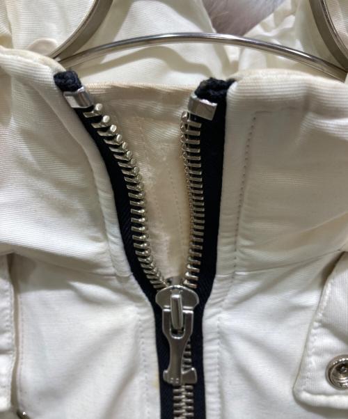 MOOSE KNUCKLES（ムース ナックルズ）MOOSE KNUCKLES (ムース ナックルズ) ダウンジャケット ホワイト サイズ:記載無しの為実寸参照の古着・服飾アイテム