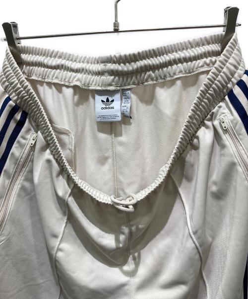 adidas（アディダス）adidas (アディダス) BECKENBAUER TRACKPANT　IZ4926 ベージュ サイズ:2XLの古着・服飾アイテム