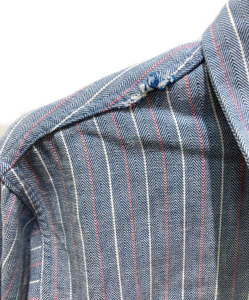 ST JOHN'S BAY（セントジョンズベイ）ST JOHN'S BAY (セントジョンズベイ) ストライプシャツ ブルー サイズ:Mの古着・服飾アイテム