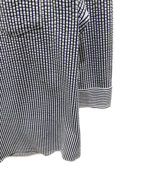 MICHEL KLEIN HOMME（ミッシェルクラン オム）MICHEL KLEIN HOMME (ミッシェルクラン オム) ストライプシャツ ブルー サイズ:51 未使用品の古着・服飾アイテム