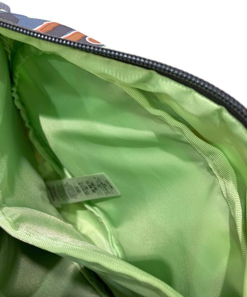 Patagonia（パタゴニア）Patagonia (パタゴニア) アトム・スリング 8L グリーンの古着・服飾アイテム