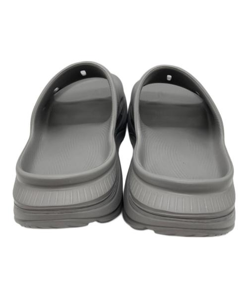 HOKAONEONE（ホカオネオネ）HOKAONEONE (ホカオネオネ) ORA RECOVERY SLIDE 3 グレー サイズ:M9の古着・服飾アイテム