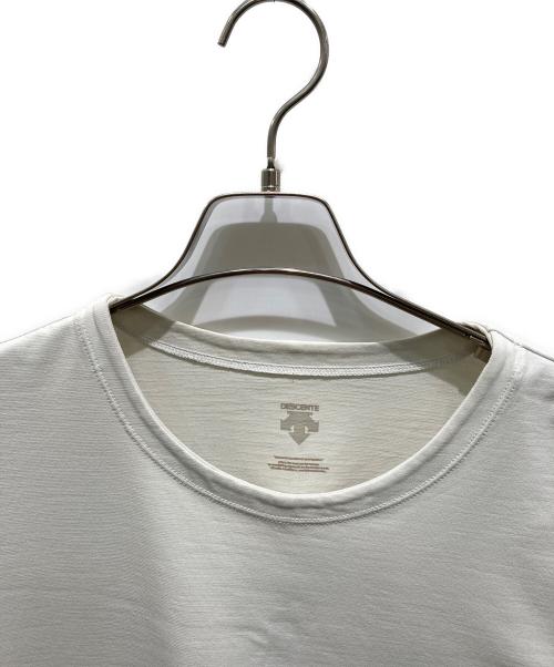 DESCENTE（デサント）DESCENTE (デサント) グラフィックTシャツ ベージュの古着・服飾アイテム