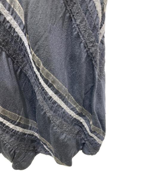 EIKO KONDO（エイココンドウ）eiko kondo (エイココンドウ) 総柄スカート ネイビー サイズ:記載無しの為実寸参照の古着・服飾アイテム