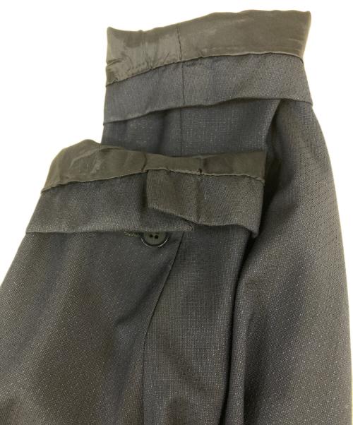 ARMANI COLLEZIONI（アルマーニ コレツィオーニ）ARMANI COLLEZIONI (アルマーニ コレツィオーニ) テーラードジャケット ネイビー サイズ:50の古着・服飾アイテム