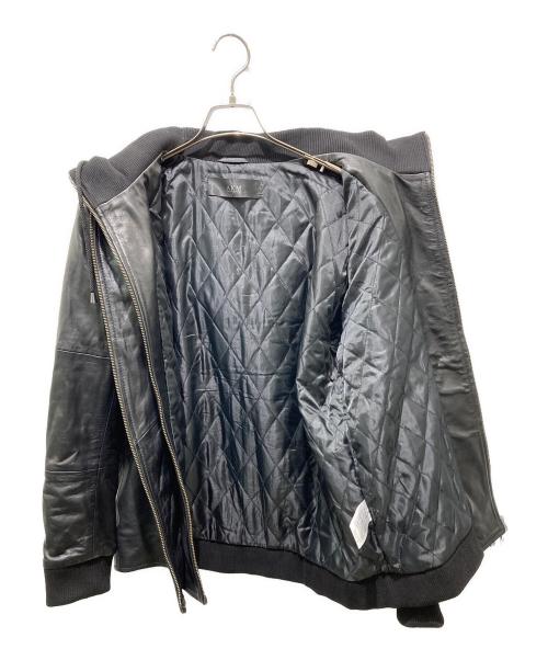 AKM（エーケーエム）AKM (エーケーエム) レイヤードシープレザー中綿フードジャケット ブラック サイズ:Ｍの古着・服飾アイテム