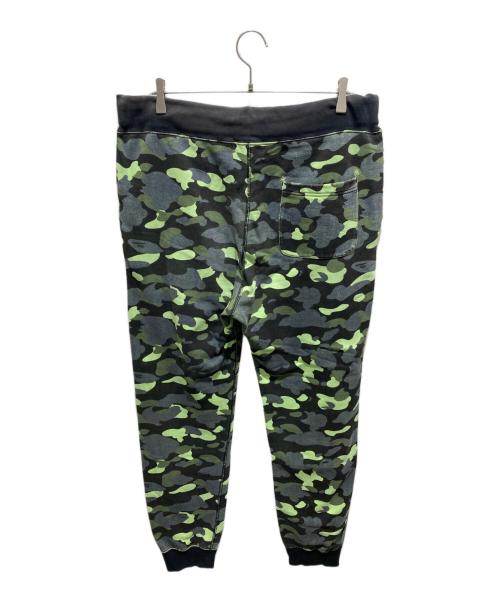 A BATHING APE（ア ベイシング エイプ）A BATHING APE (ア ベイシング エイプ) Neon 1st Camo Sweatpants Green/Black Green/Black サイズ:Lの古着・服飾アイテム