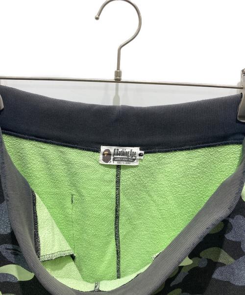 A BATHING APE（ア ベイシング エイプ）A BATHING APE (ア ベイシング エイプ) Neon 1st Camo Sweatpants Green/Black Green/Black サイズ:Lの古着・服飾アイテム