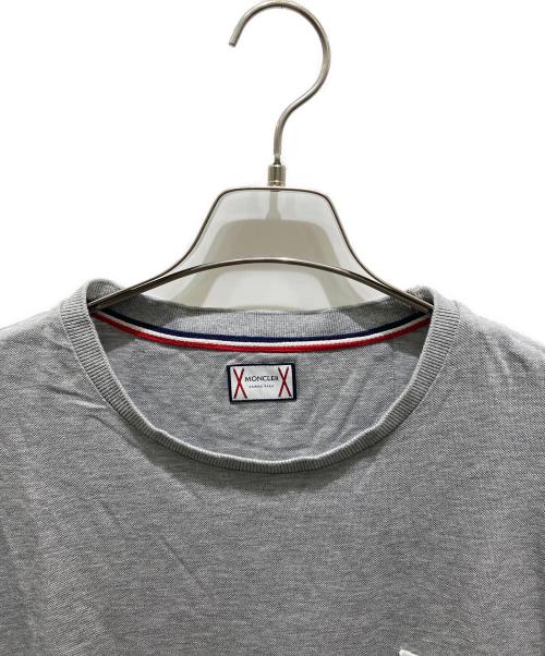 MONCLER GAMME BLEU（モンクレール ガム ブルー）MONCLER GAMME BLEU (モンクレール ガム ブルー) MAGLIA T-SHIRT グレー サイズ:記載無しの為実寸参照の古着・服飾アイテム