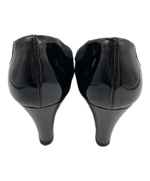 Salvatore Ferragamo（サルヴァトーレ フェラガモ）Salvatore Ferragamo (サルヴァトーレ フェラガモ) エナメルヒールパンプス ブラック サイズ:6.5の古着・服飾アイテム