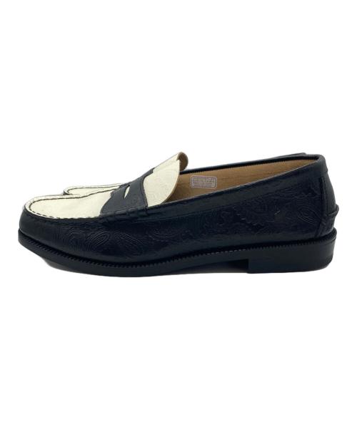 kenford（ケンフォード）kenford (ケンフォード) EMBOSSED LOAFERS ブラック×ホワイト サイズ:28㎝の古着・服飾アイテム