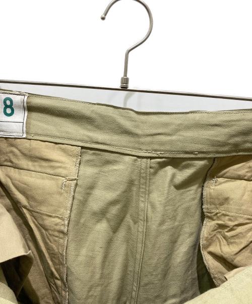 フランス軍（フランスグン）フランス軍 (フランス軍) ｍ-52ハーフパンツ ベージュ サイズ:記載無しの為実寸参照の古着・服飾アイテム