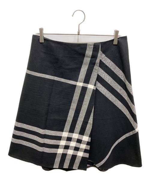 BURBERRY LONDON（バーバリーロンドン）BURBERRY LONDON (バーバリーロンドン) チェックスカート ブラック サイズ:40の古着・服飾アイテム