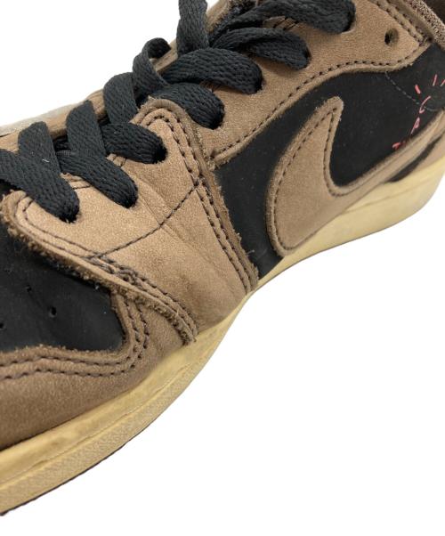 NIKE（ナイキ）NIKE (ナイキ) Travis Scott (トラヴィス・スコット) ローカットスニーカー ブラウン サイズ:27.5㎝の古着・服飾アイテム