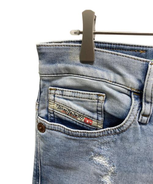 DIESEL（ディーゼル）DIESEL (ディーゼル) D-REEFT ジョグデニム インディゴ サイズ:33の古着・服飾アイテム