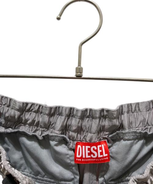 DIESEL（ディーゼル）DIESEL (ディーゼル) P-Marty Oversized Satin Cargo Pants グレー サイズ:46の古着・服飾アイテム