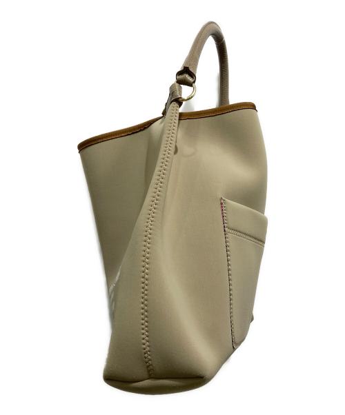 A.D.M.J.（エーディーエムジェイ）A.D.M.J. (エーディーエムジェイ) ハンドバッグ ベージュの古着・服飾アイテム