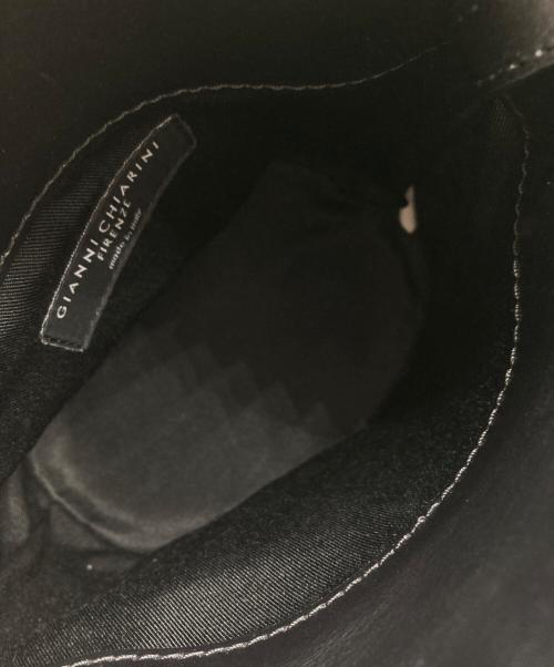 GIANNI CHIARINI（ジャンニ キアリーニ）GIANNI CHIARINI (ジャンニ キアリーニ) 2WAYショルダーバッグ ブラックの古着・服飾アイテム