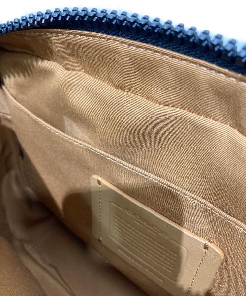 COACH（コーチ）COACH (コーチ) トラック クロスボディ・カラーブロック シグネチャー キャンバス・コーチ スタンプ ブルーの古着・服飾アイテム