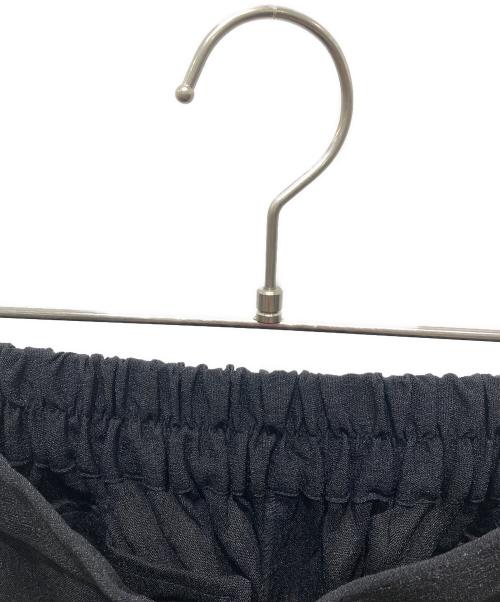 HeRIN.CYE（ヘリンドットサイ）HeRIN.CYE (ヘリンドットサイ) Tuck pants ブラック サイズ:38の古着・服飾アイテム