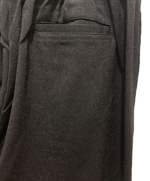 HeRIN.CYE（ヘリンドットサイ）HeRIN.CYE (ヘリンドットサイ) Tuck pants ブラック サイズ:38の古着・服飾アイテム