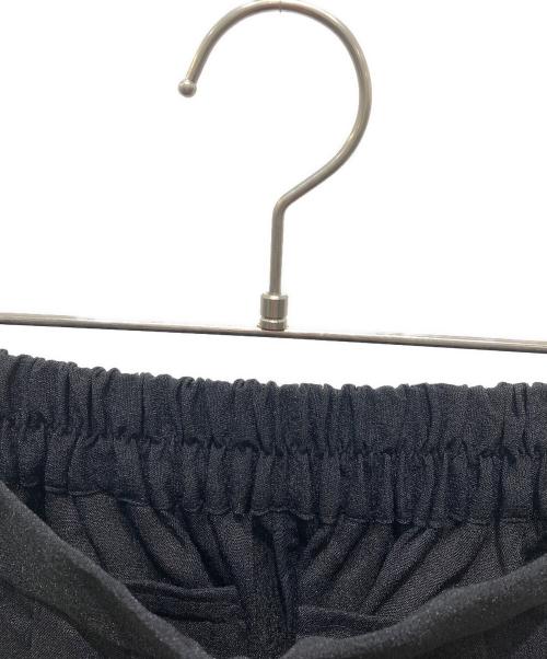 HeRIN.CYE（ヘリンドットサイ）HeRIN.CYE (ヘリンドットサイ) Tuck pants ブラック サイズ:38の古着・服飾アイテム