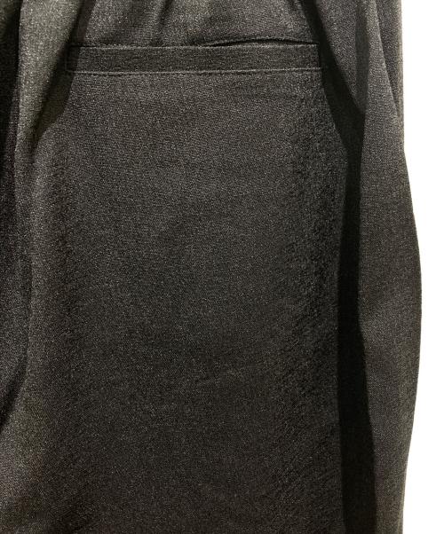 HeRIN.CYE（ヘリンドットサイ）HeRIN.CYE (ヘリンドットサイ) Tuck pants ブラック サイズ:38の古着・服飾アイテム