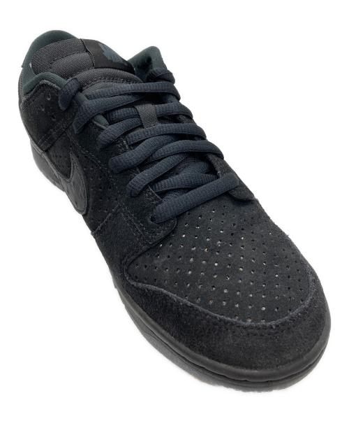 NIKE（ナイキ）NIKE (ナイキ) UNDEFEATED (アンディフィーテッド) Dunk Low SP 