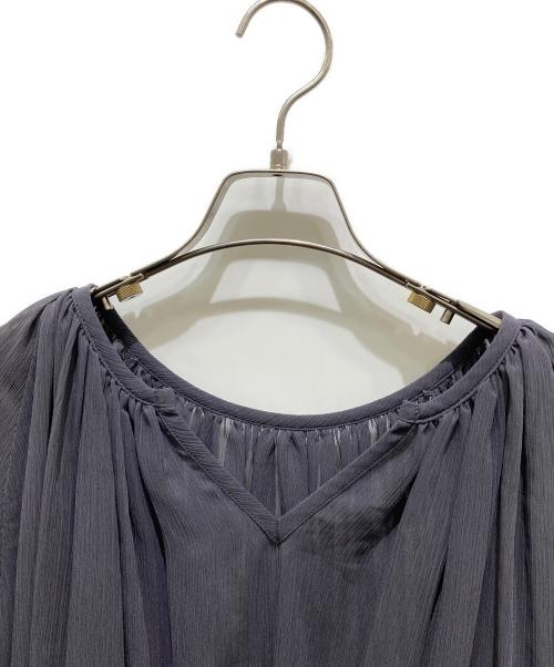 Ameri（アメリ）Ameri (アメリ) MEDI RELAXING ELEGANT BLOUSE グレー サイズ:記載無しの為実寸参照の古着・服飾アイテム