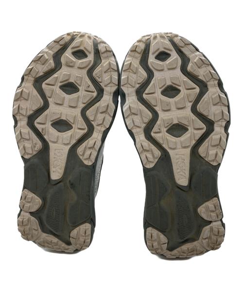 HOKAONEONE（ホカオネオネ）HOKAONEONE (ホカオネオネ) CHALLENGER ATR 7 グレー サイズ:27.5の古着・服飾アイテム