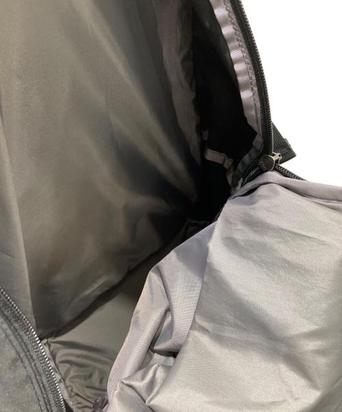 Patagonia（パタゴニア）Patagonia (パタゴニア) レフュジオデイパック ブラックの古着・服飾アイテム