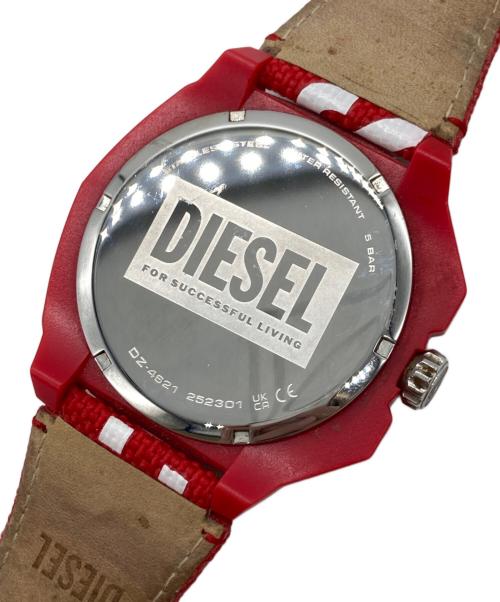 DIESEL（ディーゼル）DIESEL (ディーゼル) リストウォッチ レッドの古着・服飾アイテム