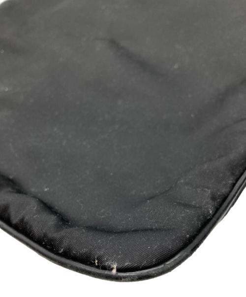 Salvatore Ferragamo（サルヴァトーレ フェラガモ）Salvatore Ferragamo (サルヴァトーレ フェラガモ) ナイロンショルダーバッグ ブラックの古着・服飾アイテム