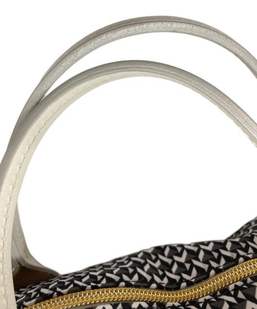 ROBERTA PIERI（ロベルタピエリ）ROBERTA PIERI (ロベルタピエリ) 2WAYショルダーバッグ ホワイト×ブラックの古着・服飾アイテム