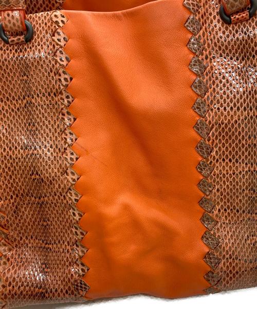 BOTTEGA VENETA（ボッテガベネタ）BOTTEGA VENETA (ボッテガベネタ) イントレチャートパイソン切替トートバッグ オレンジの古着・服飾アイテム