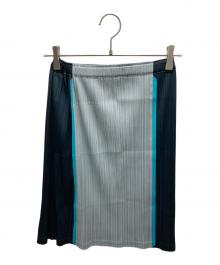 PLEATS PLEASE（プリーツプリーズ）の古着「プリーツスカート」｜グレー