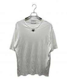 PRADA（プラダ）の古着「トライアングルプレート コットン Tシャツ」｜ホワイト